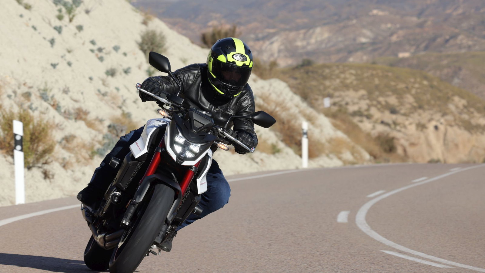 MY23-CB750-Hornet-Visordown-Review